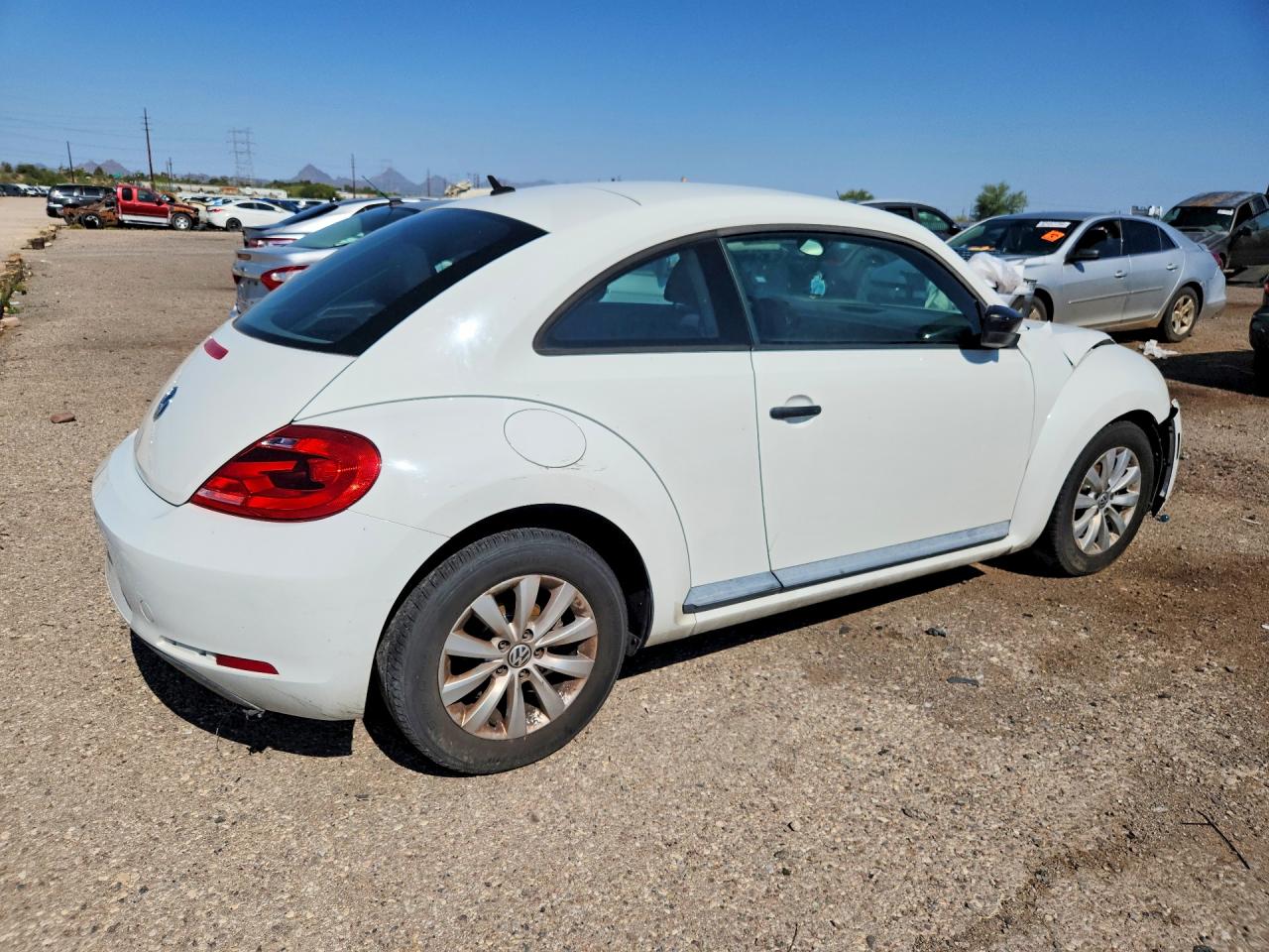 2014 VOLKSWAGEN BEETLE