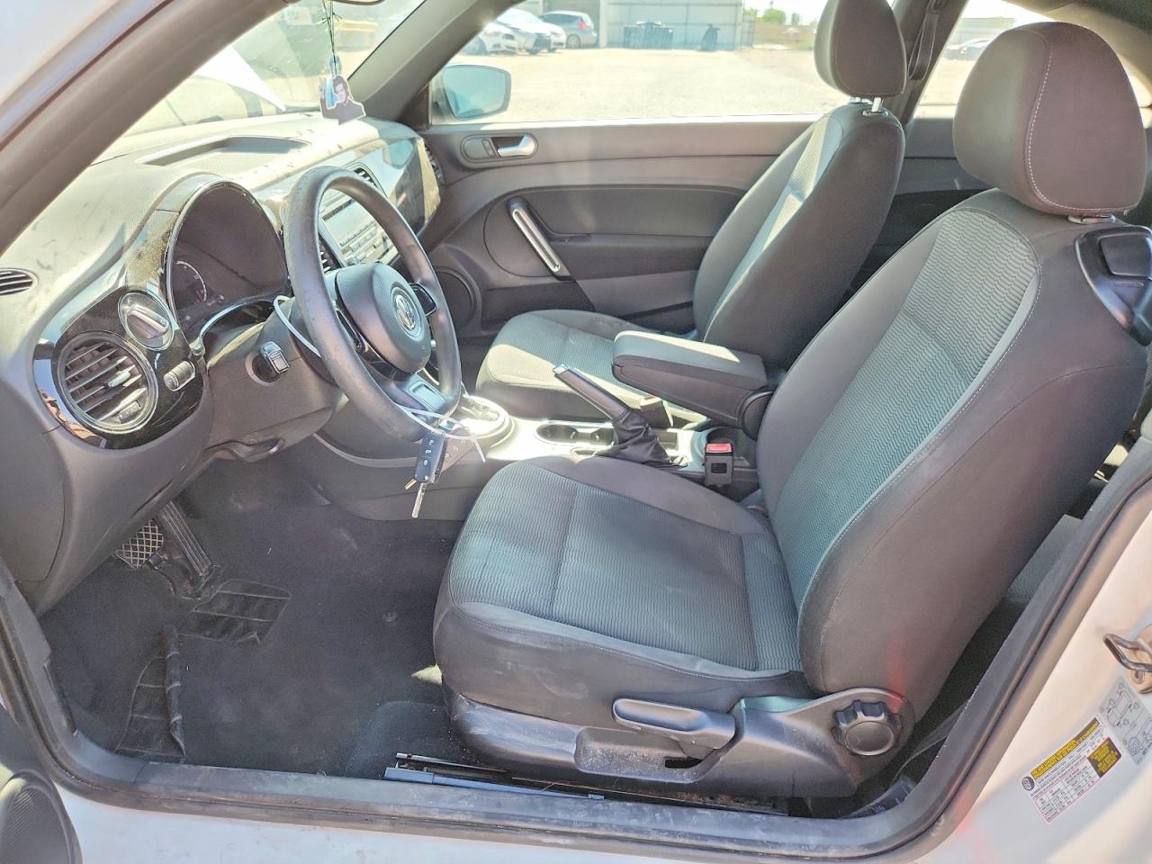 2014 VOLKSWAGEN BEETLE