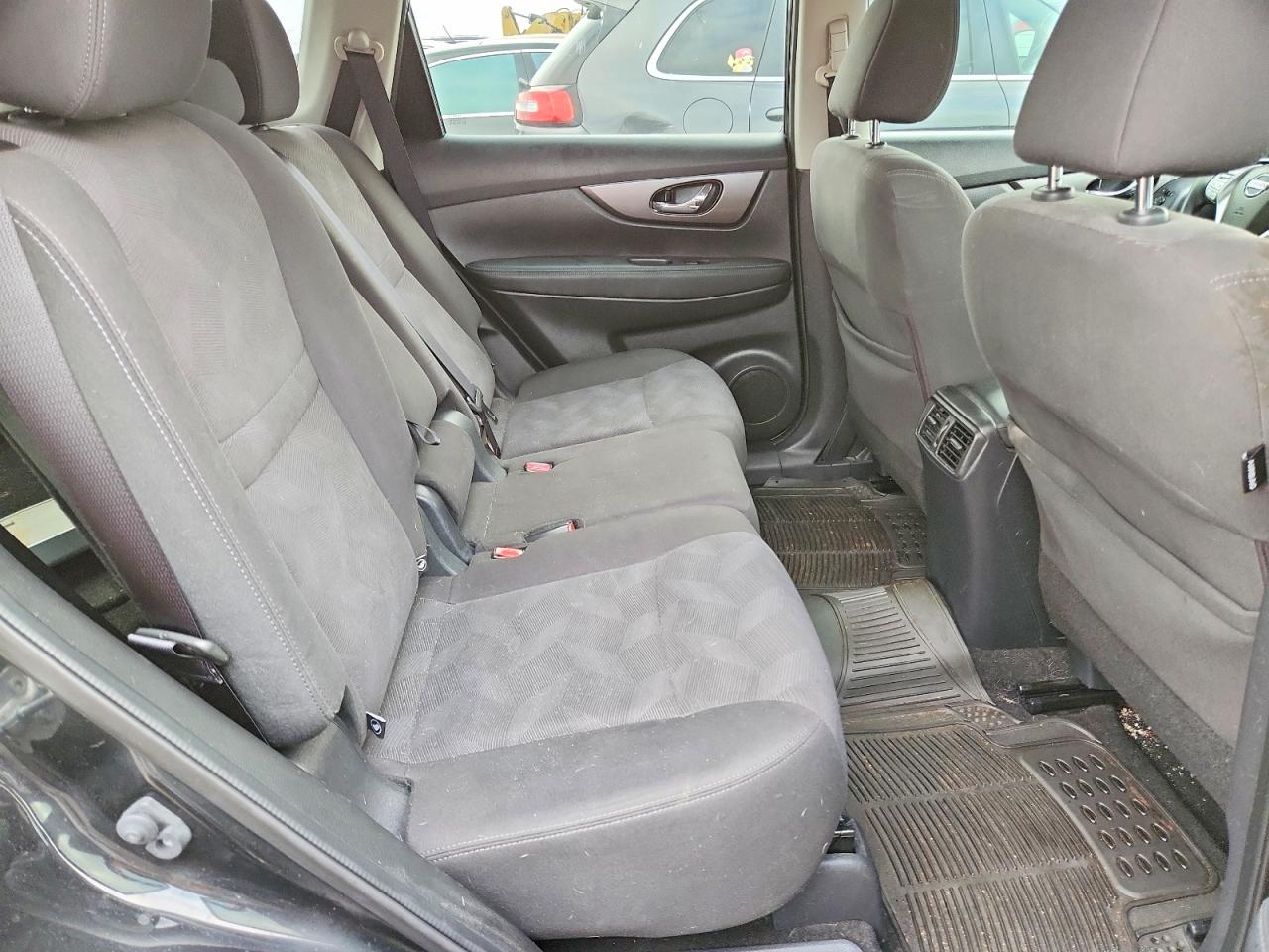 2016 NISSAN ROGUE