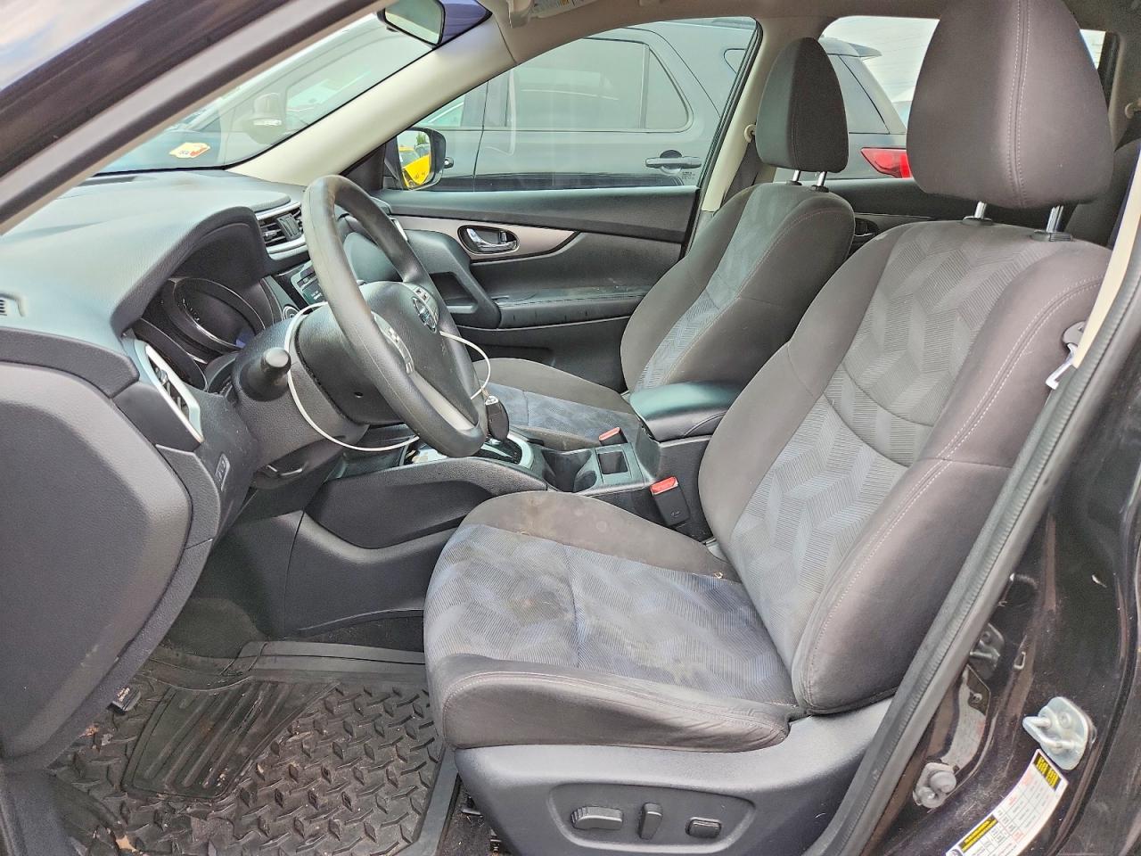 2016 NISSAN ROGUE