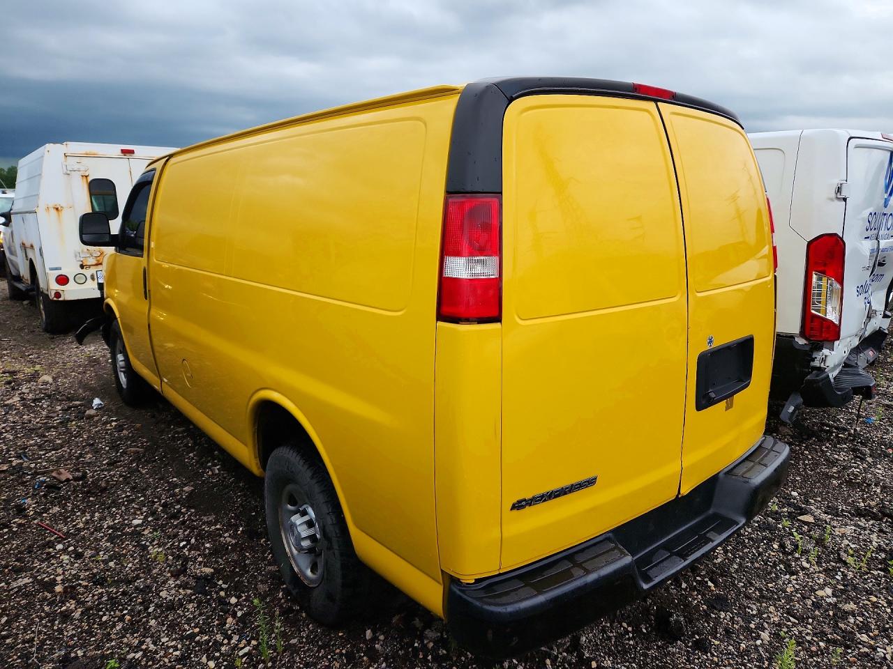 2019 CHEVROLET EXPRESS