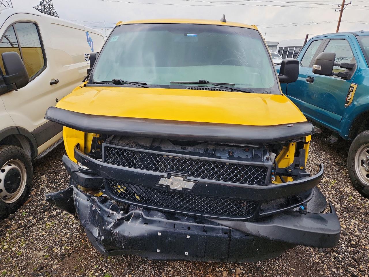 2019 CHEVROLET EXPRESS