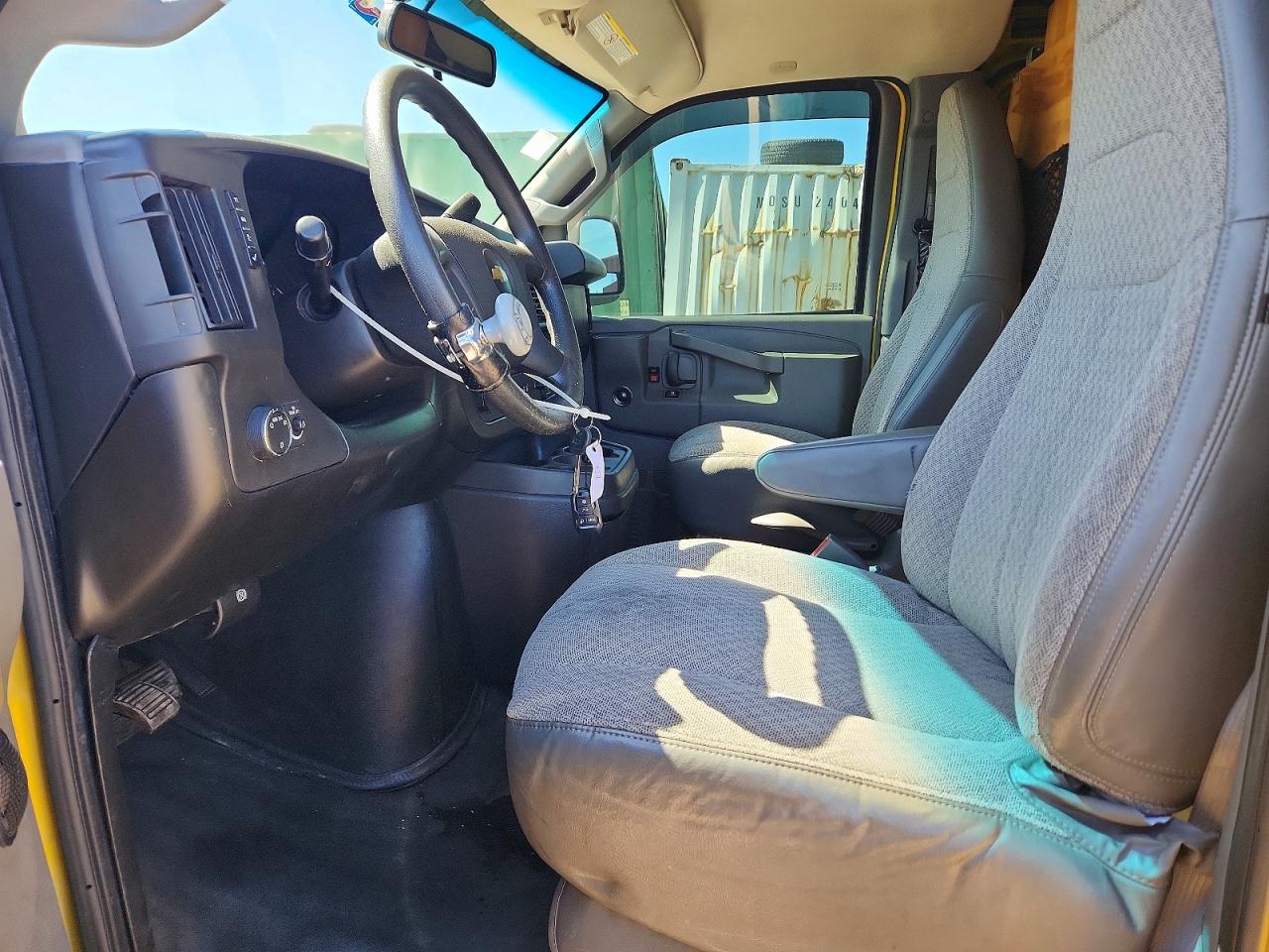 2019 CHEVROLET EXPRESS