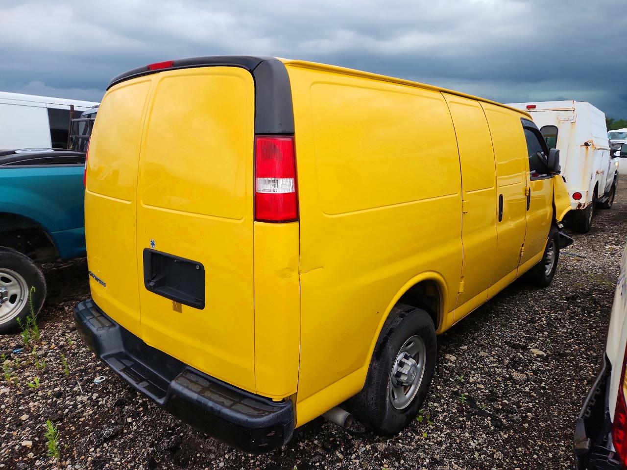 2019 CHEVROLET EXPRESS