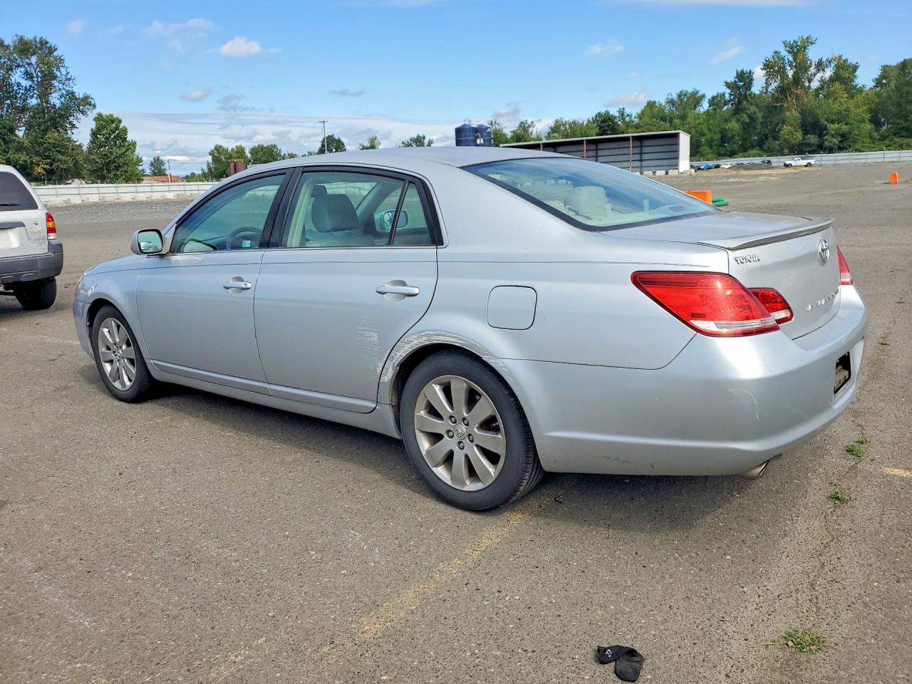 2007 TOYOTA AVALON