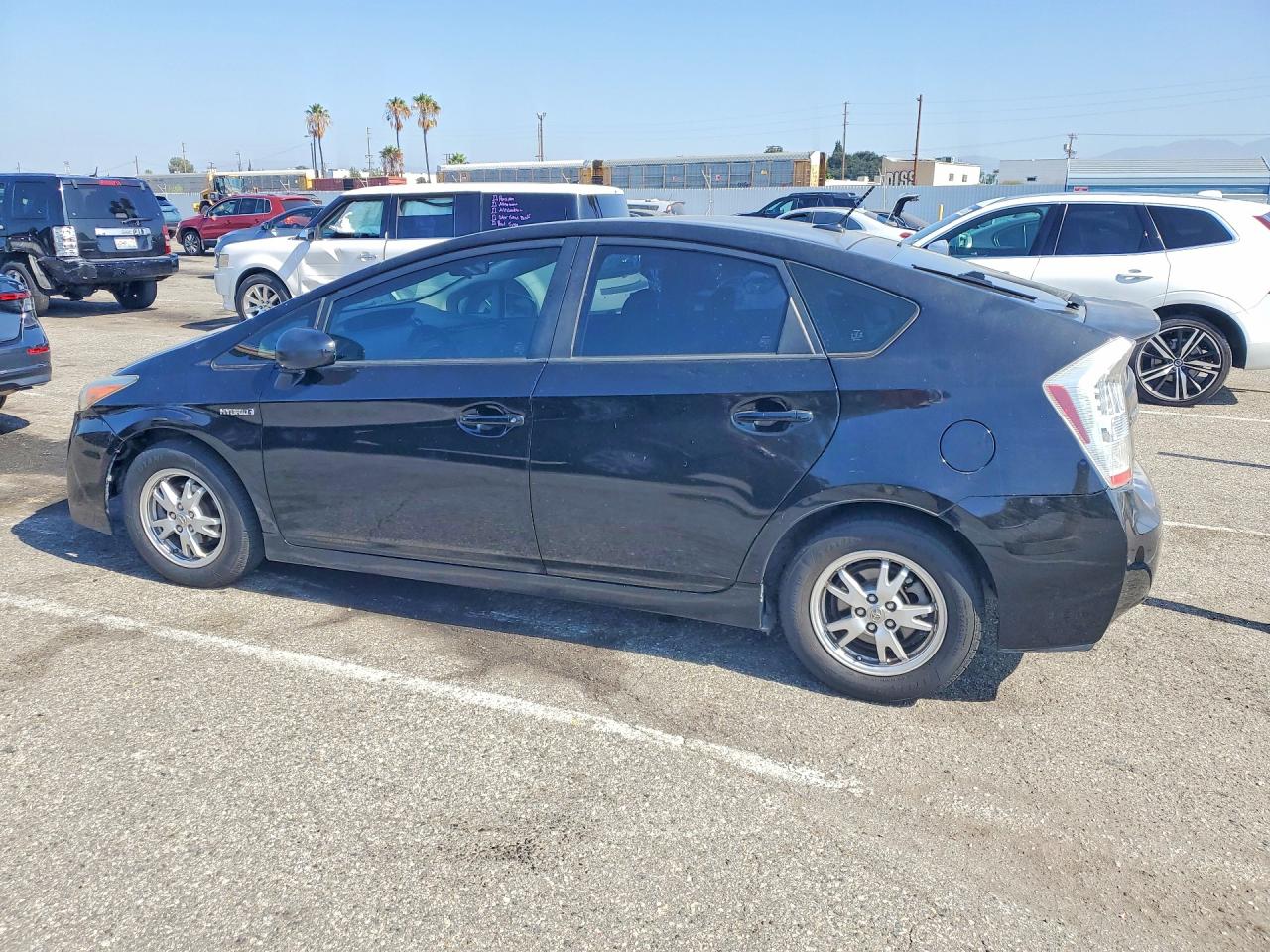2011 TOYOTA PRIUS