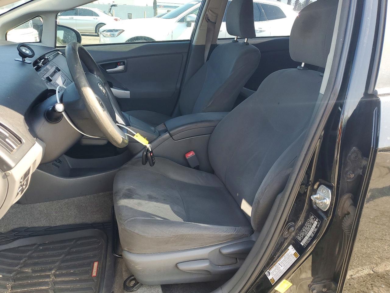 2011 TOYOTA PRIUS