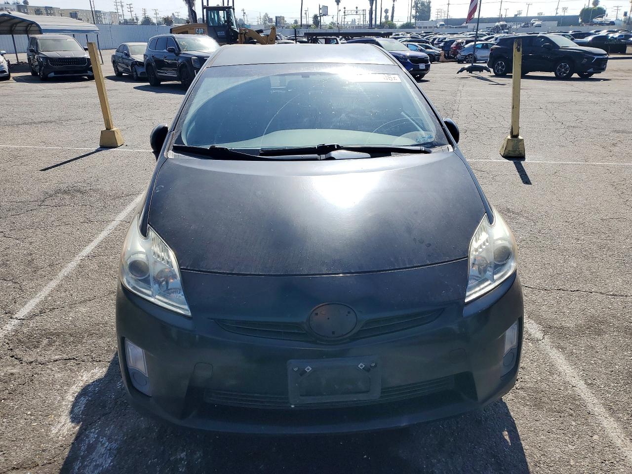 2011 TOYOTA PRIUS