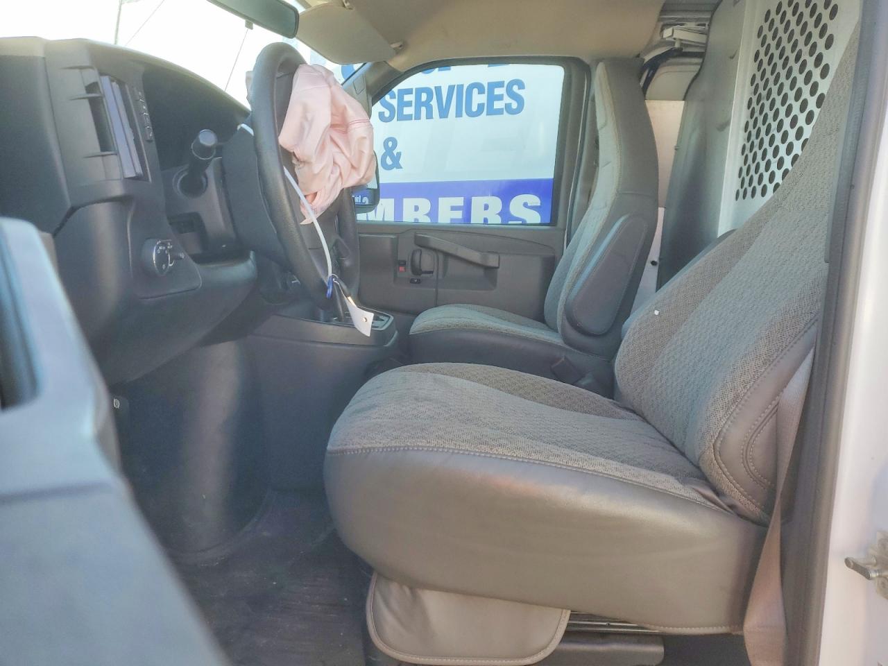 2023 CHEVROLET EXPRESS