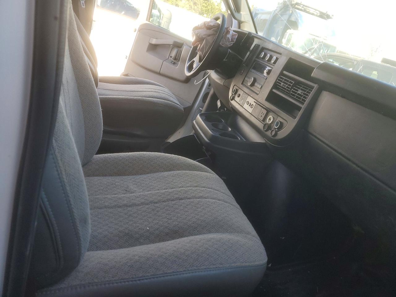 2023 CHEVROLET EXPRESS