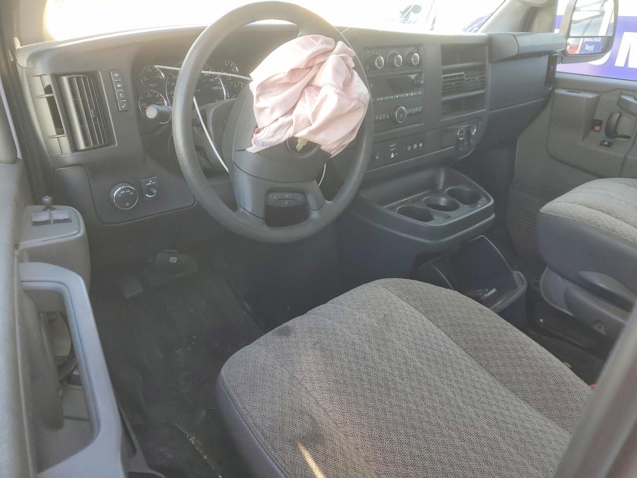 2023 CHEVROLET EXPRESS