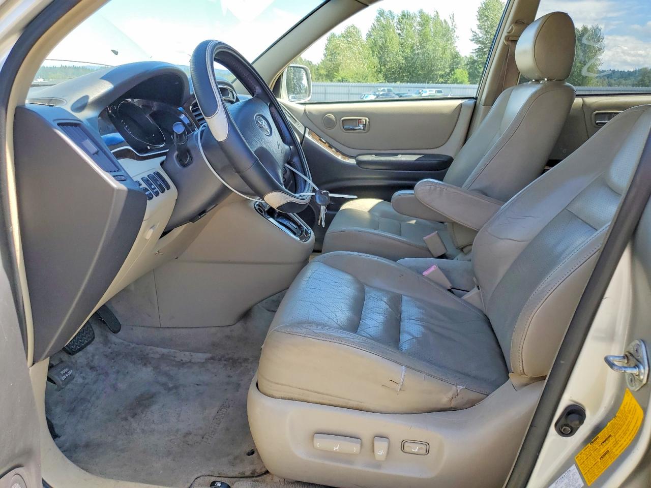 2001 TOYOTA HIGHLANDER