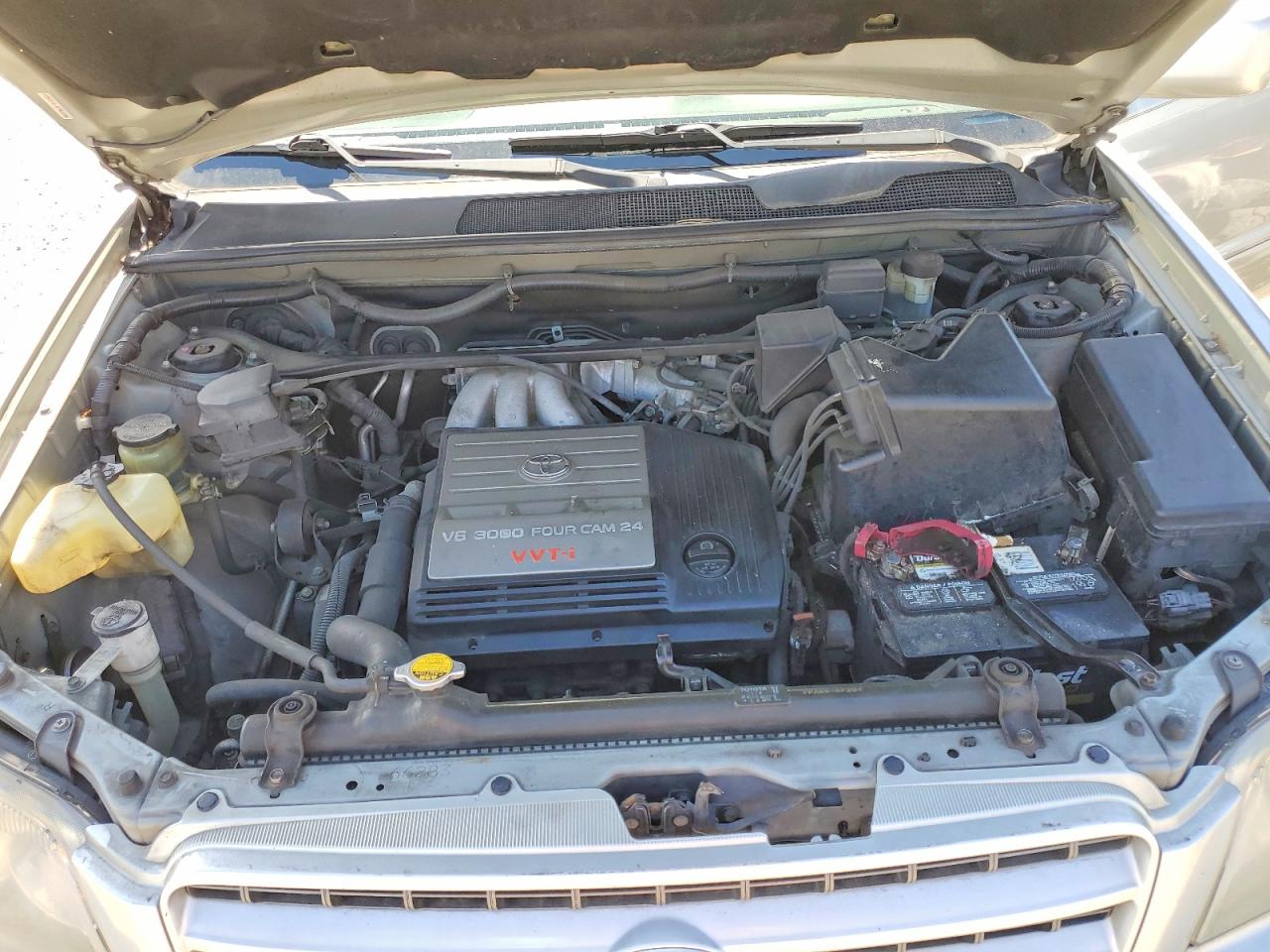2001 TOYOTA HIGHLANDER