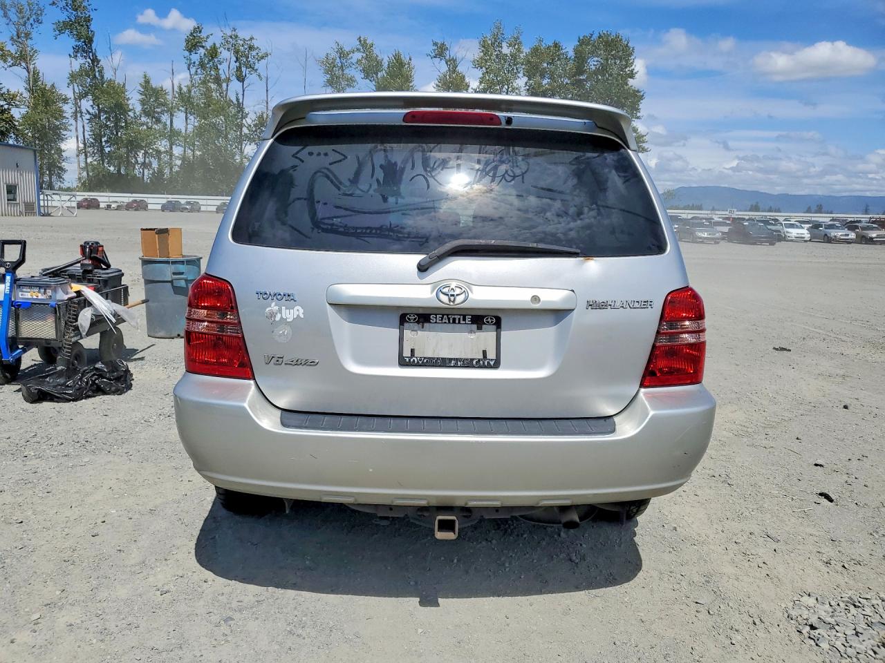 2001 TOYOTA HIGHLANDER