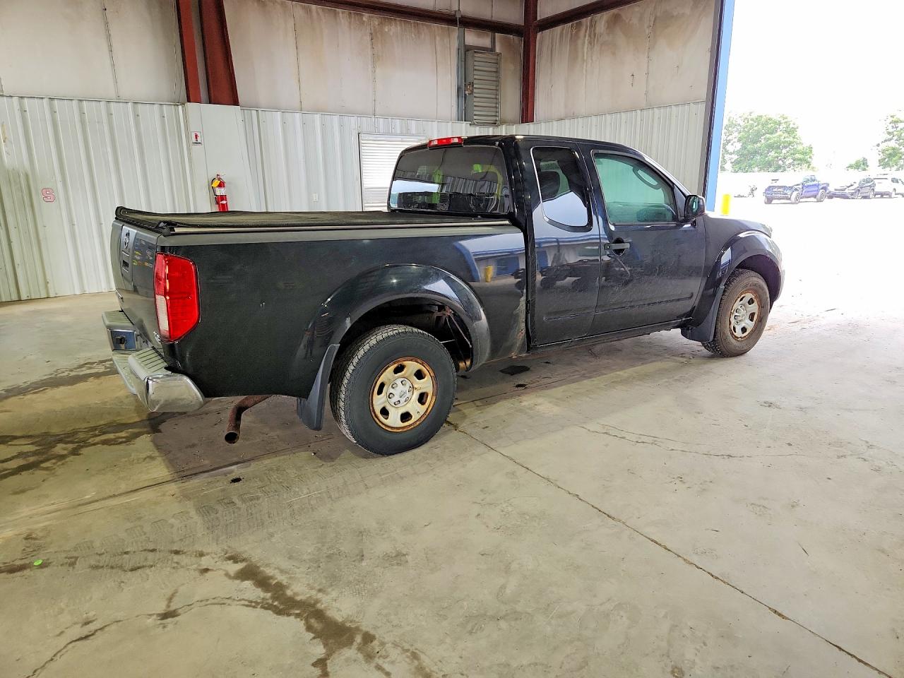 2010 NISSAN FRONTIER