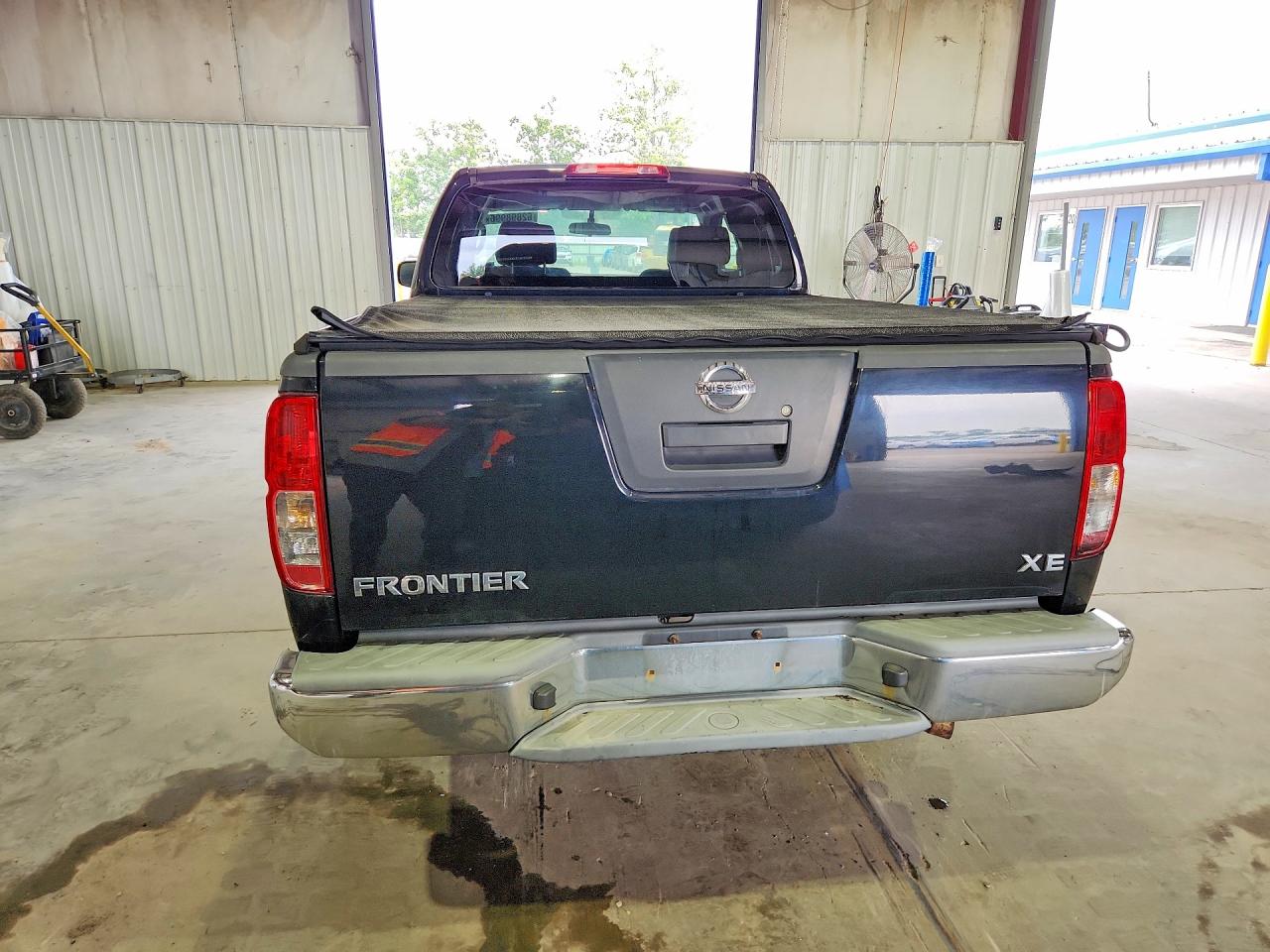 2010 NISSAN FRONTIER