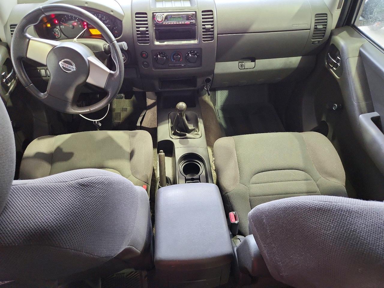 2010 NISSAN FRONTIER