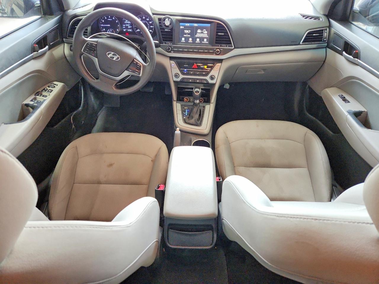 2017 HYUNDAI ELANTRA