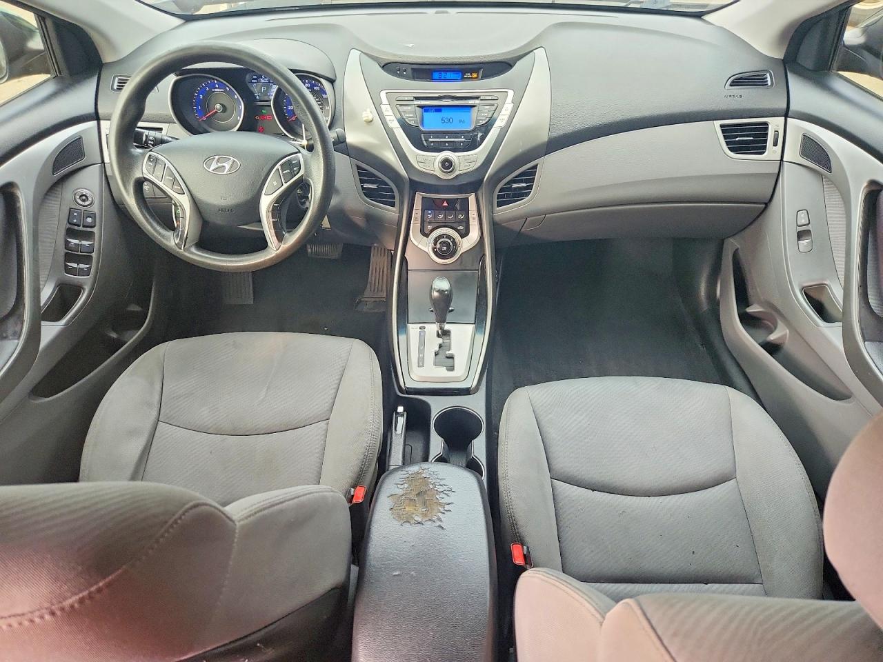 2012 HYUNDAI ELANTRA