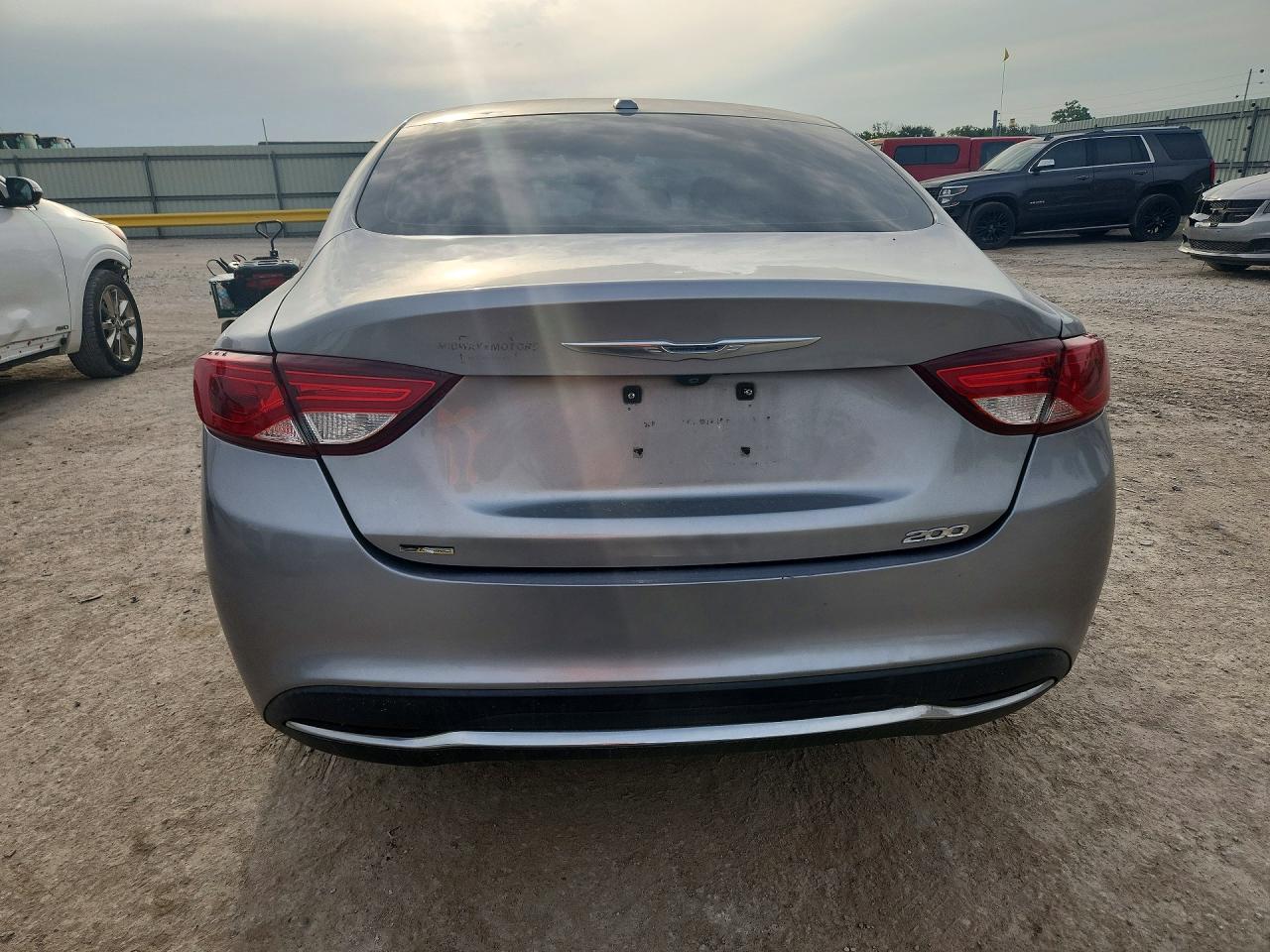 2015 CHRYSLER 200