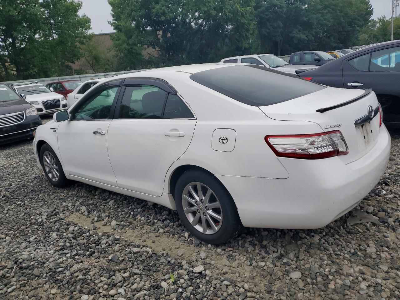 2011 TOYOTA CAMRY