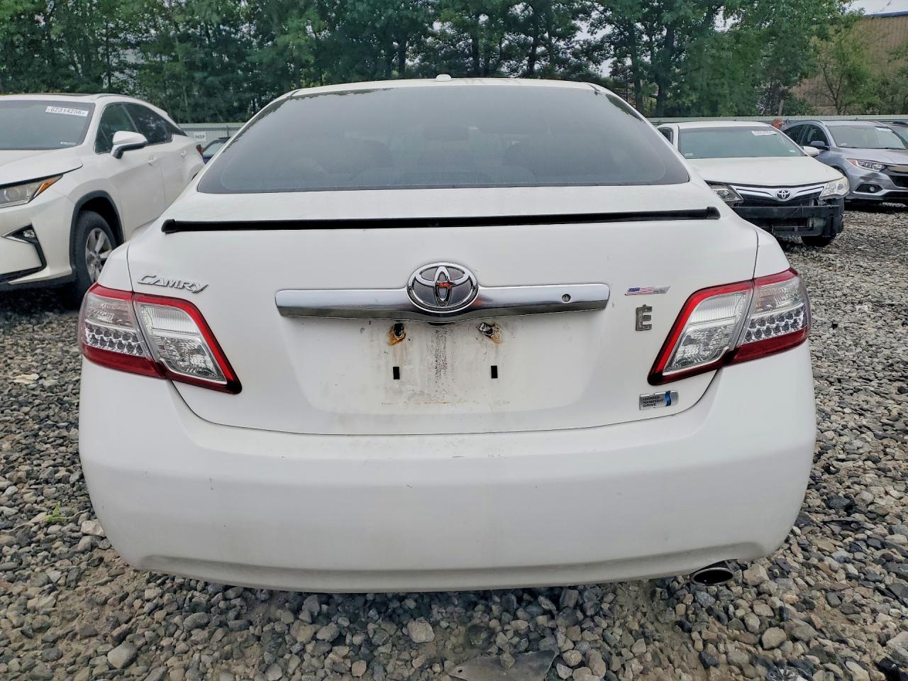 2011 TOYOTA CAMRY