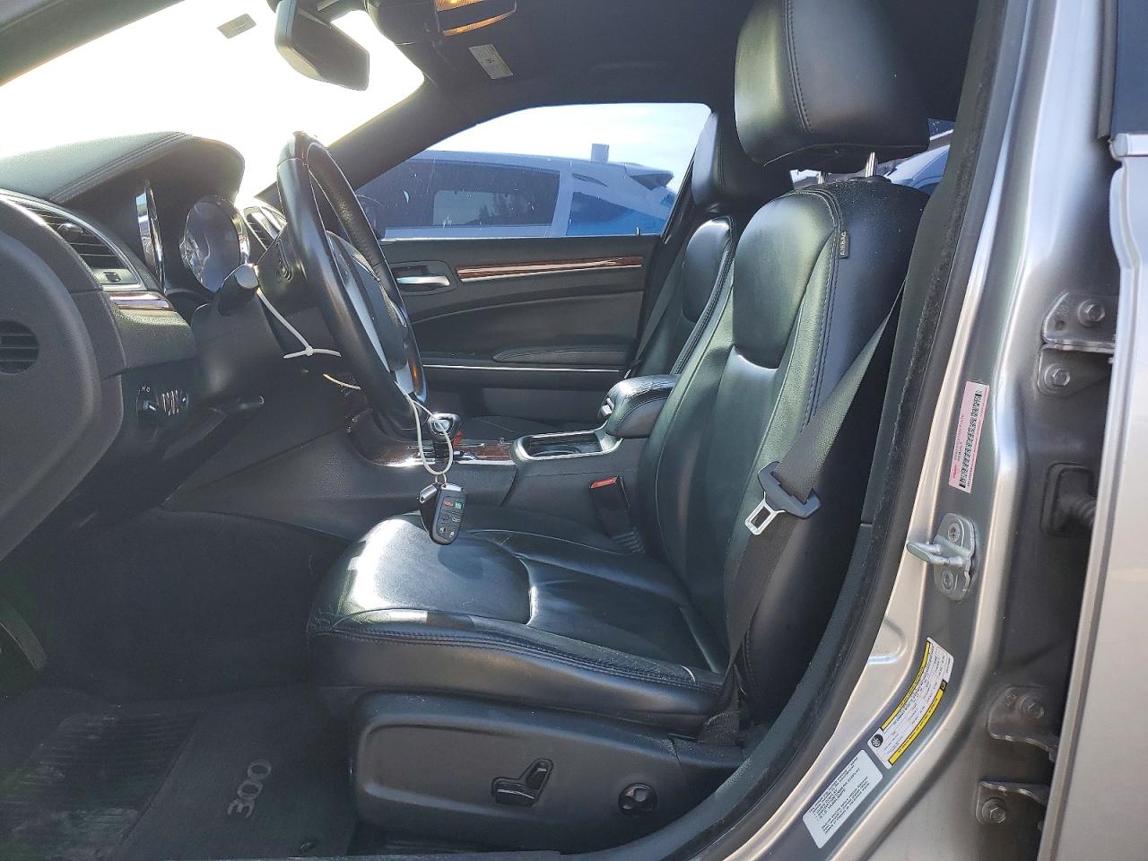 2014 CHRYSLER 300