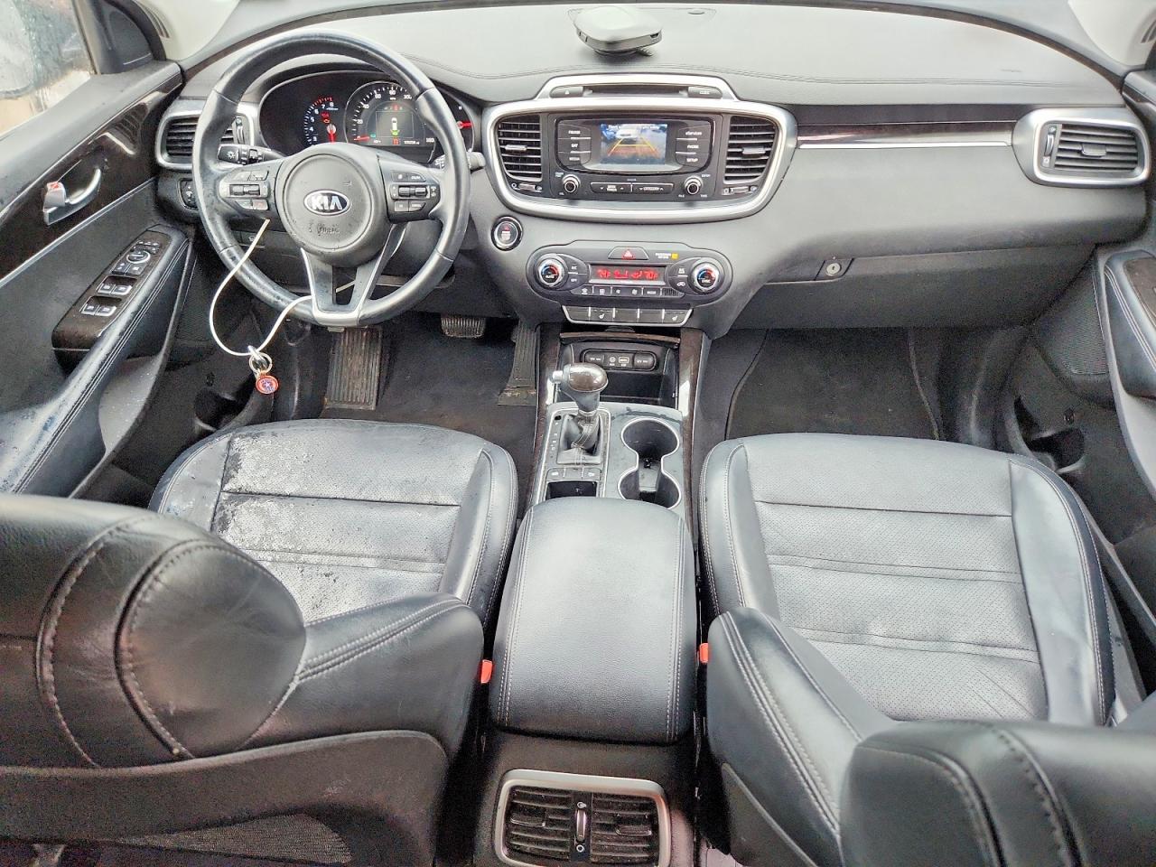 2016 KIA SORENTO