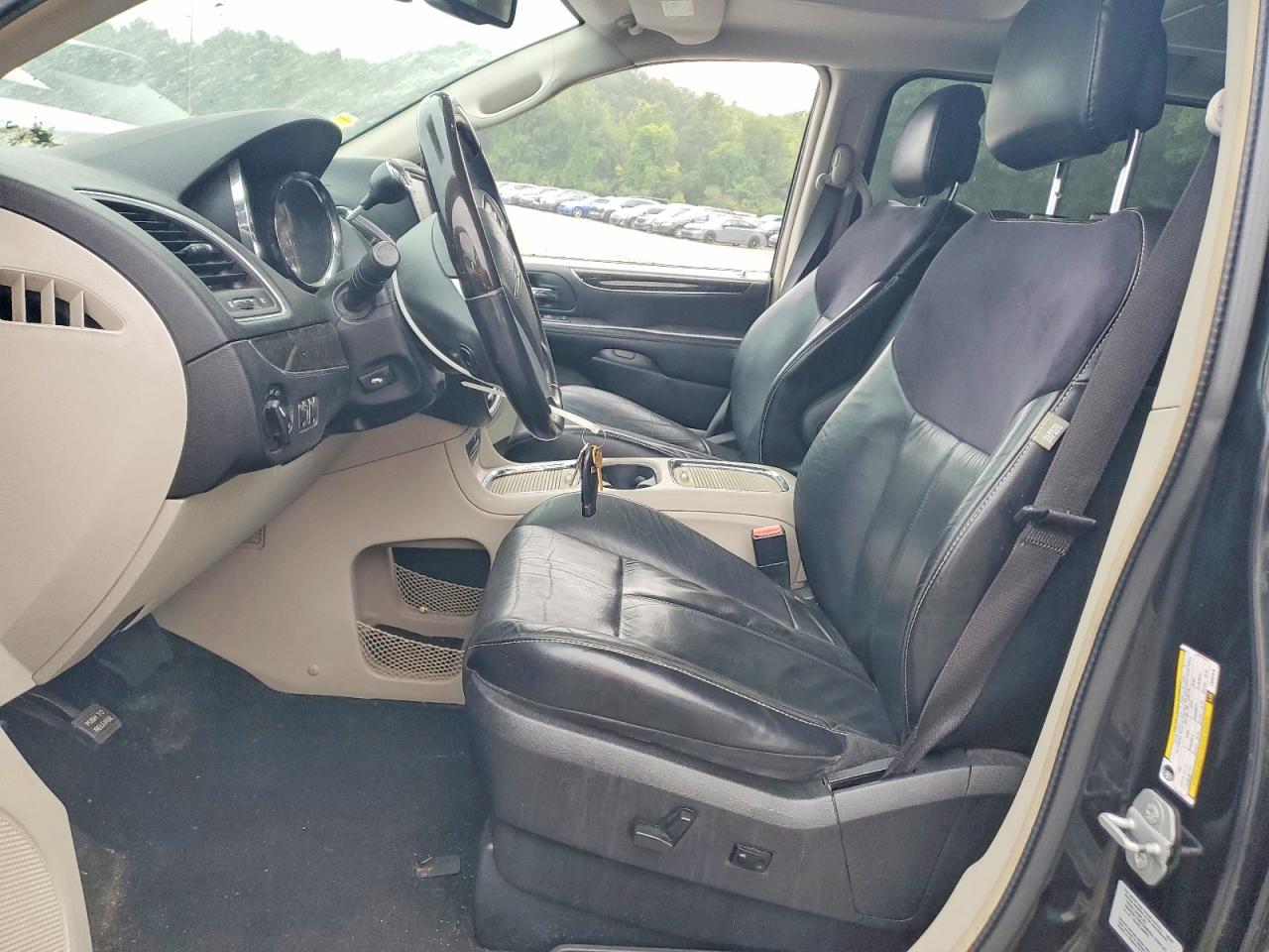 2015 CHRYSLER MINIVAN