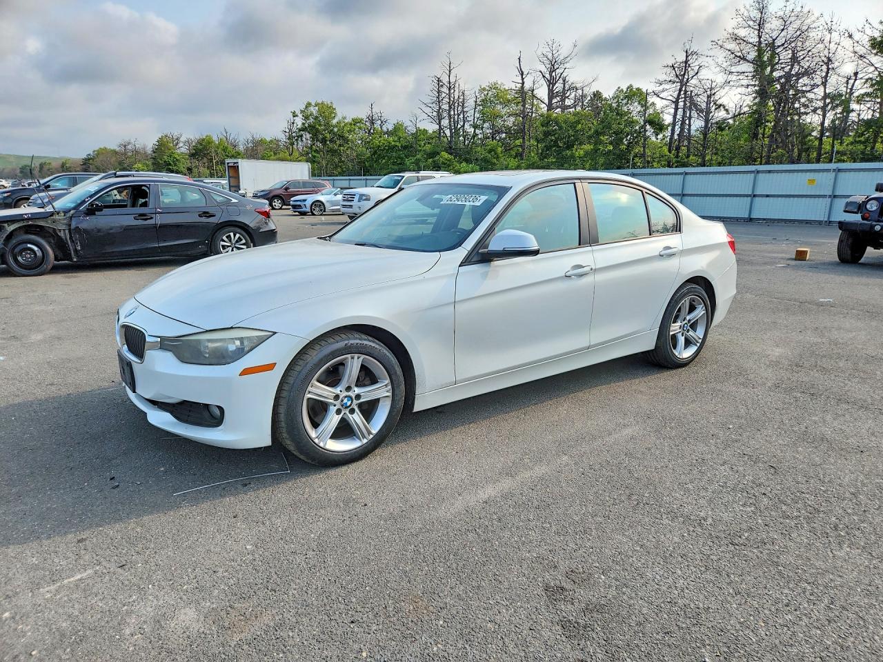 2013 BMW 3 SERIES