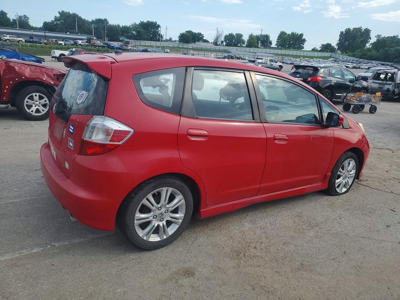 2011 HONDA FIT