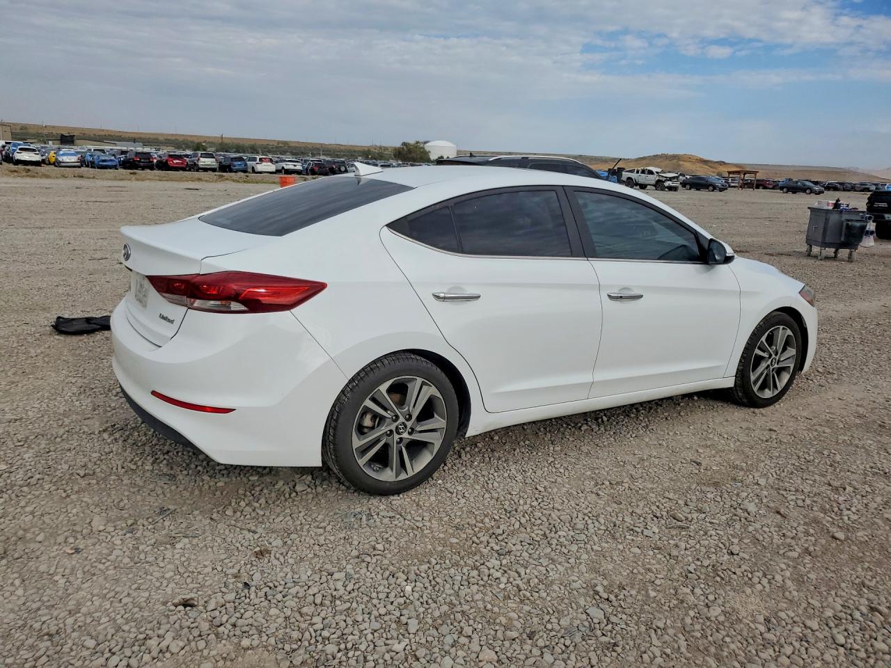 2017 HYUNDAI ELANTRA
