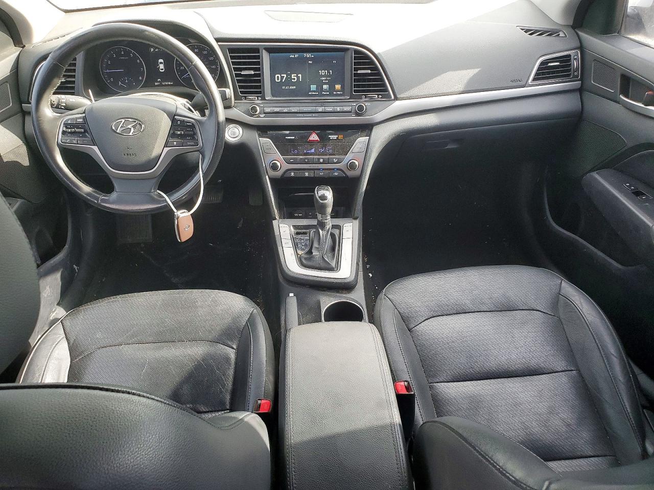 2017 HYUNDAI ELANTRA
