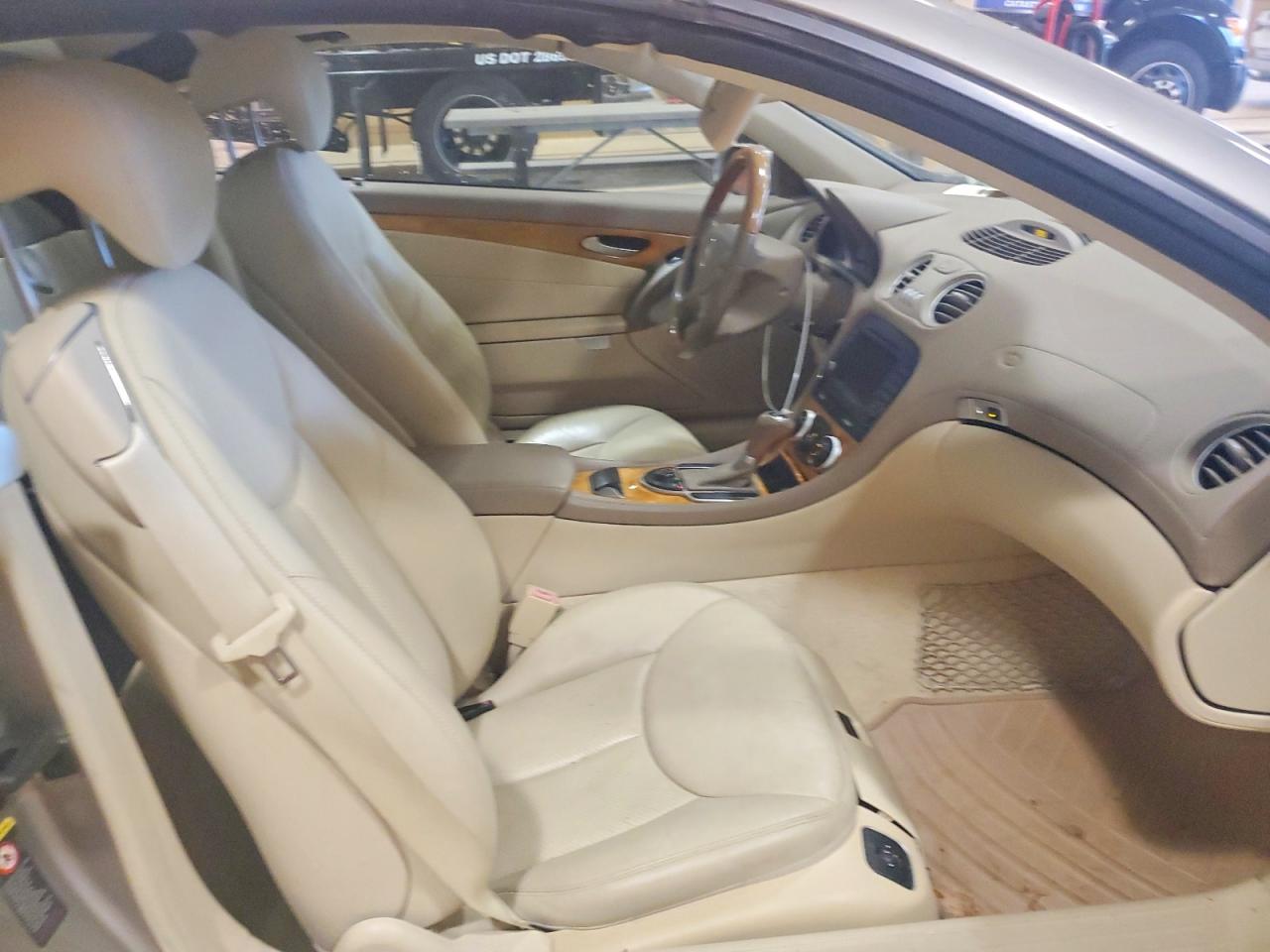 2005 MERCEDES-BENZ SL-CLASS