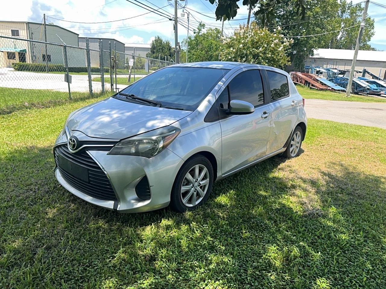 2016 TOYOTA YARIS