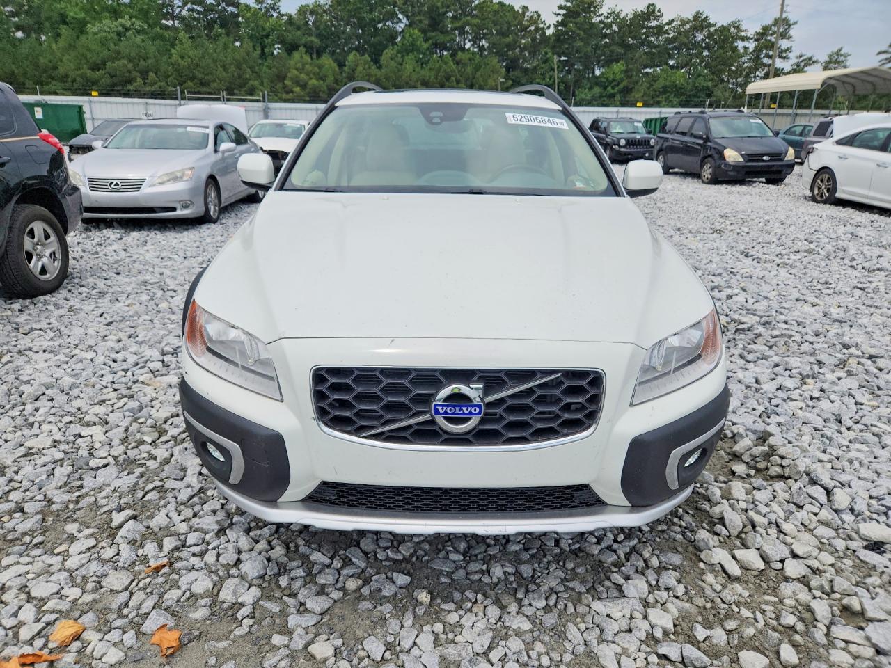 2016 VOLVO XC70