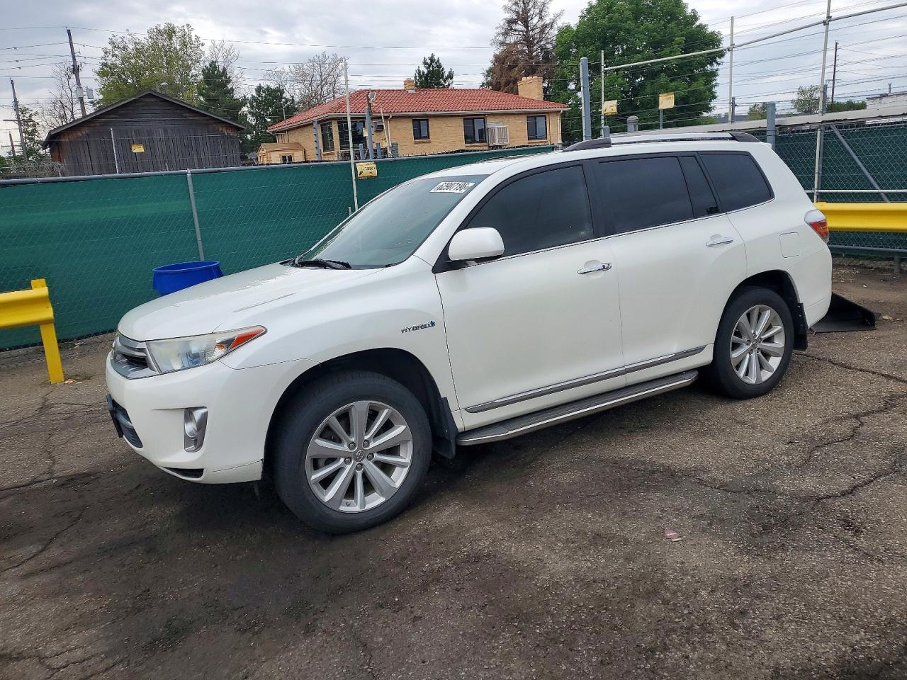 2013 TOYOTA HIGHLANDER