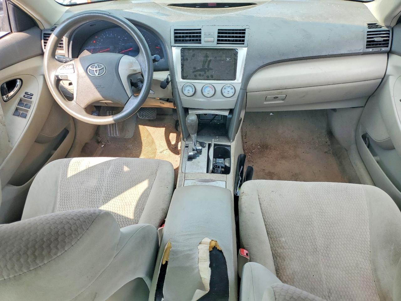 2010 TOYOTA CAMRY