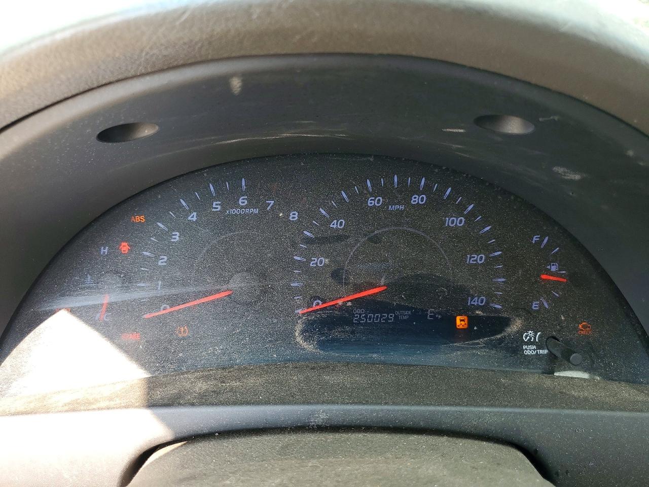 2010 TOYOTA CAMRY
