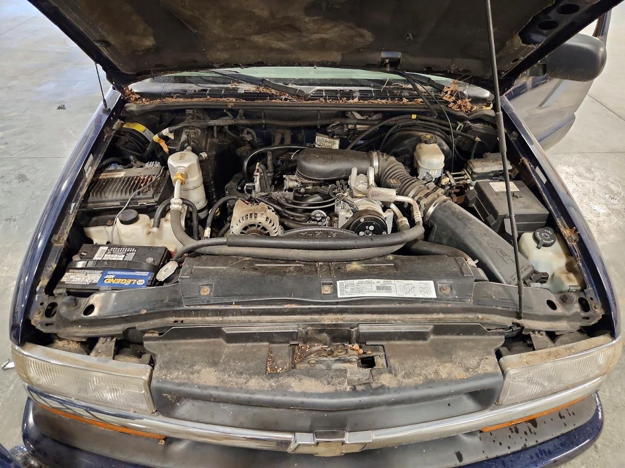 2000 CHEVROLET S10