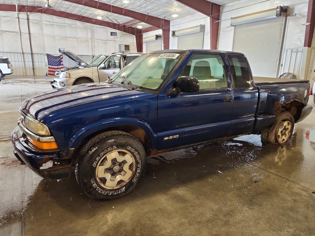 2000 CHEVROLET S10
