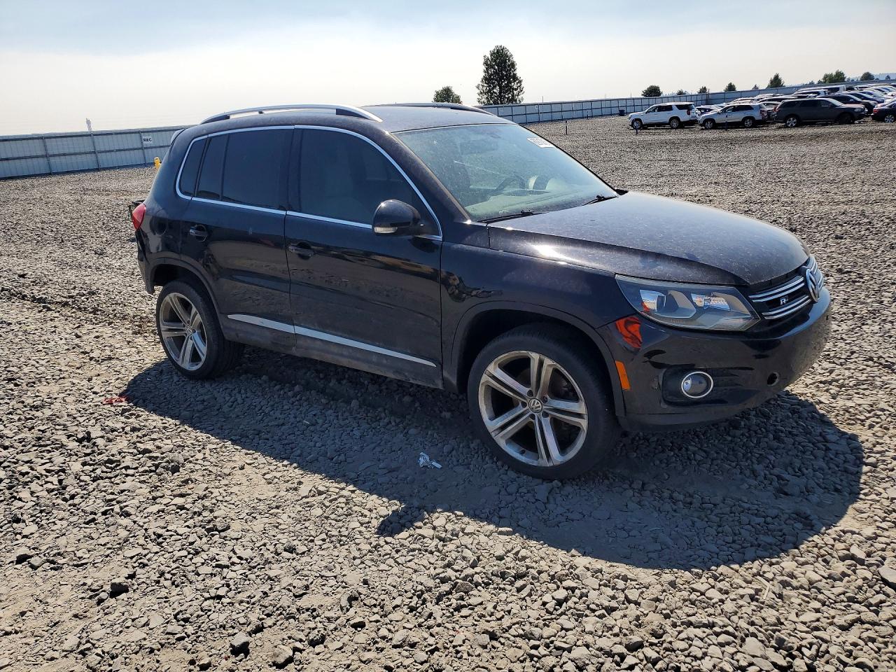2015 VOLKSWAGEN TIGUAN