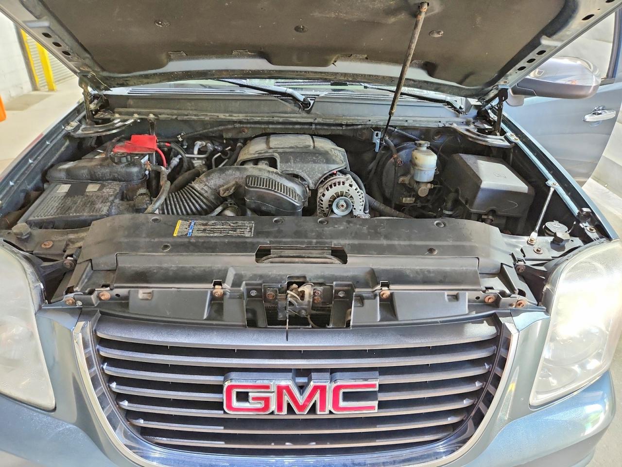 2010 GMC YUKON