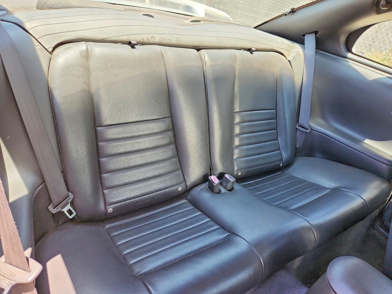2004 FORD MUSTANG