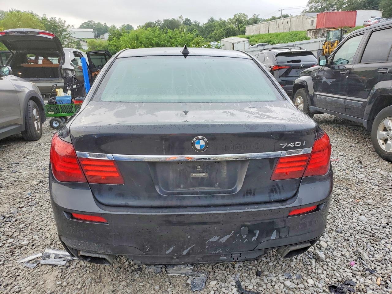 2015 BMW 7 SERIES