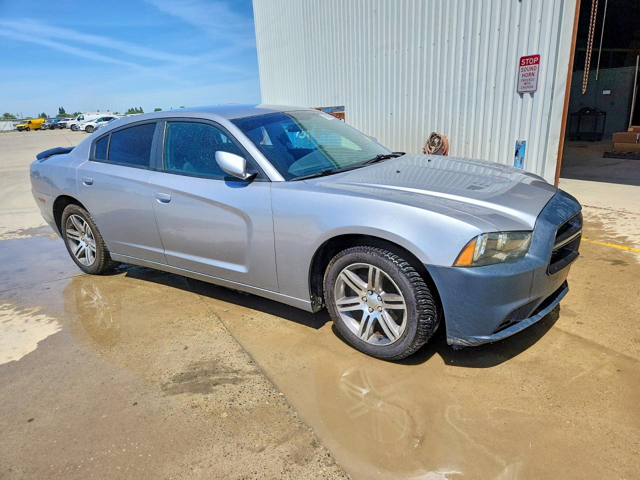 2013 DODGE CHARGER