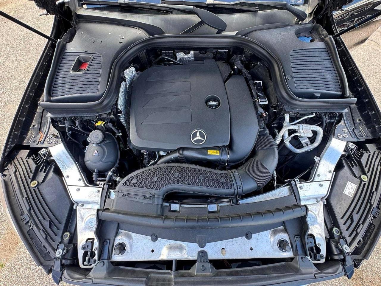 2022 MERCEDES-BENZ GLC-CLASS