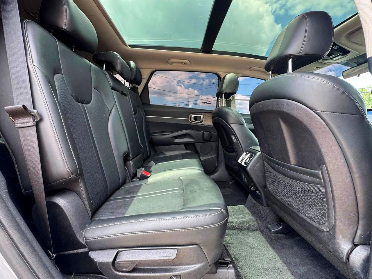 2022 KIA SORENTO
