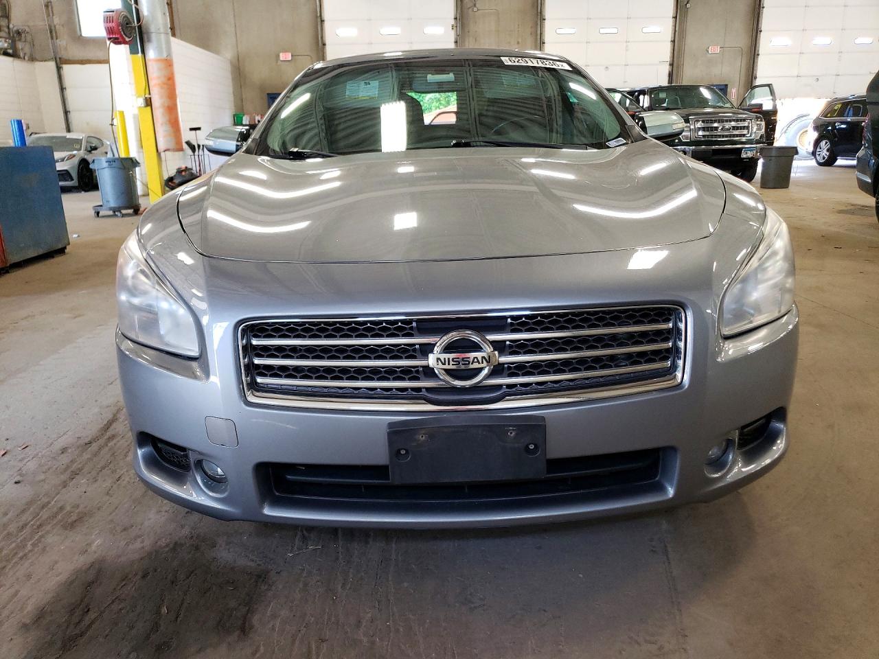 2009 NISSAN MAXIMA