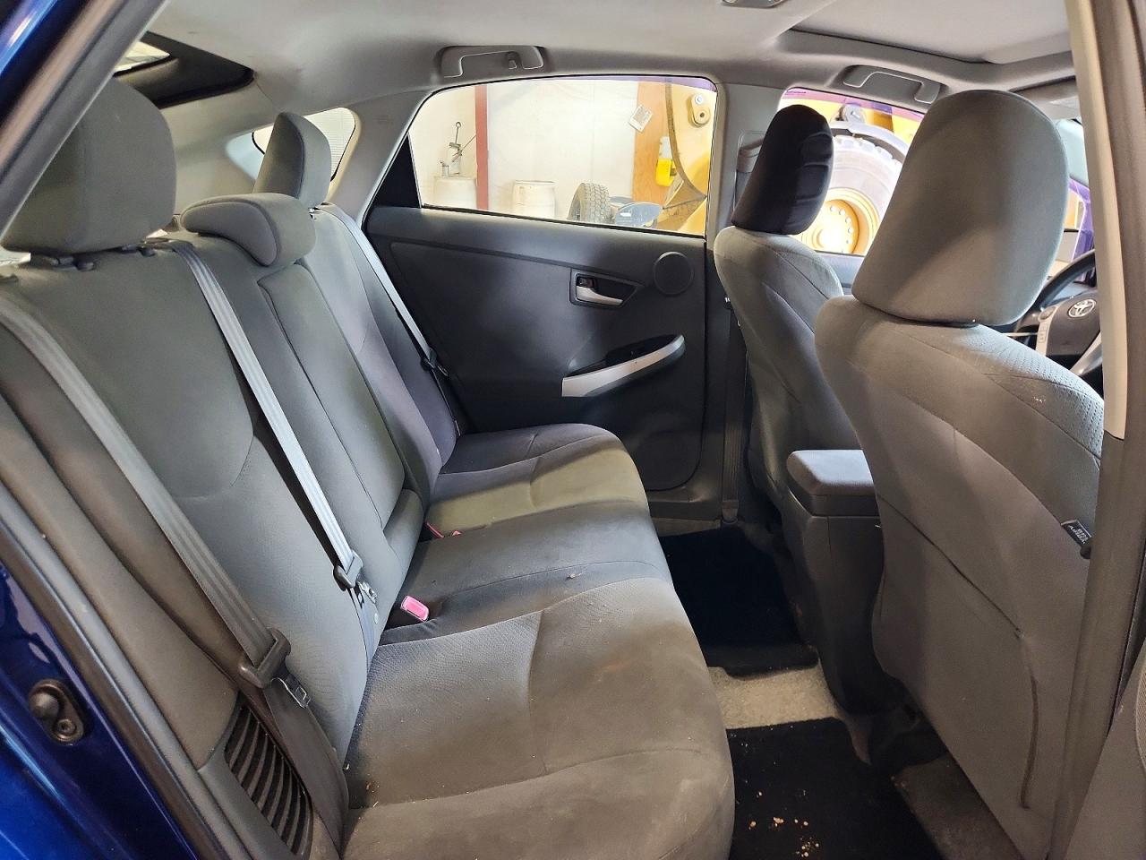 2011 TOYOTA PRIUS